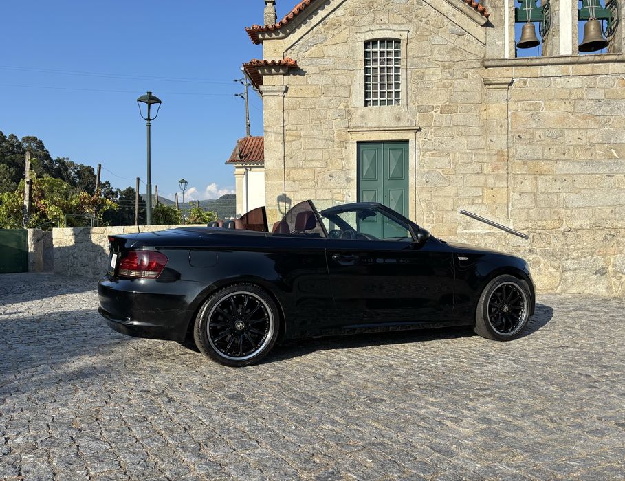 BMW E88 118d cabrio de 2011 - Jantes 19 - 180.000kms