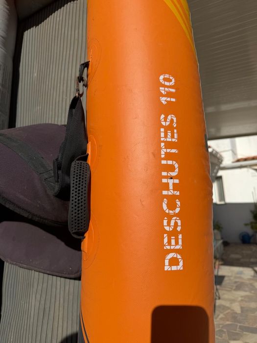 Caiaque Insuflável Aquaglide Deschutes 110 + Pagaia, Bomba e Assento