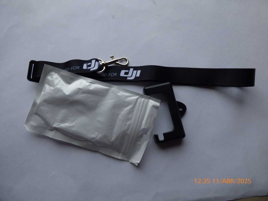 Fita pescoço radio drone DJI Mini 3/Mini2/Mini2 SE. Nova. Ler anuncio.