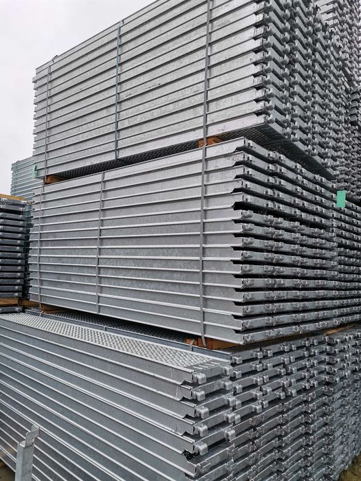 Rusztowanie fasadowe typ L73 klinowe 300m2