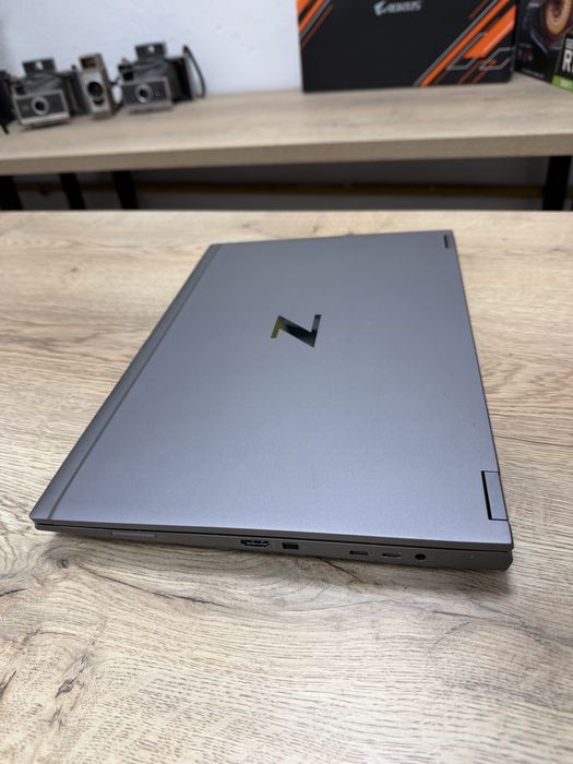 Ноутбук HP Zbook Fury 15G8  i7-11850H/32Gb/512SSD/RTX A2000