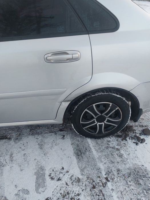 Лачетти 1.6 газ,бензин.