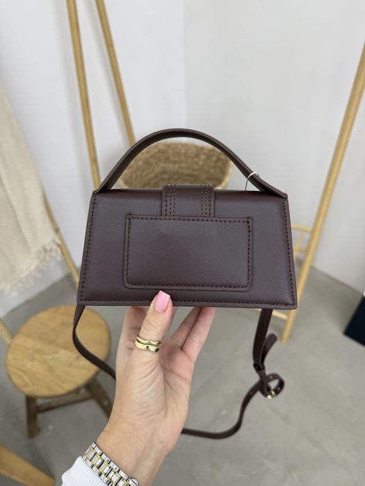 Сумочка в стилі Жакьюмус