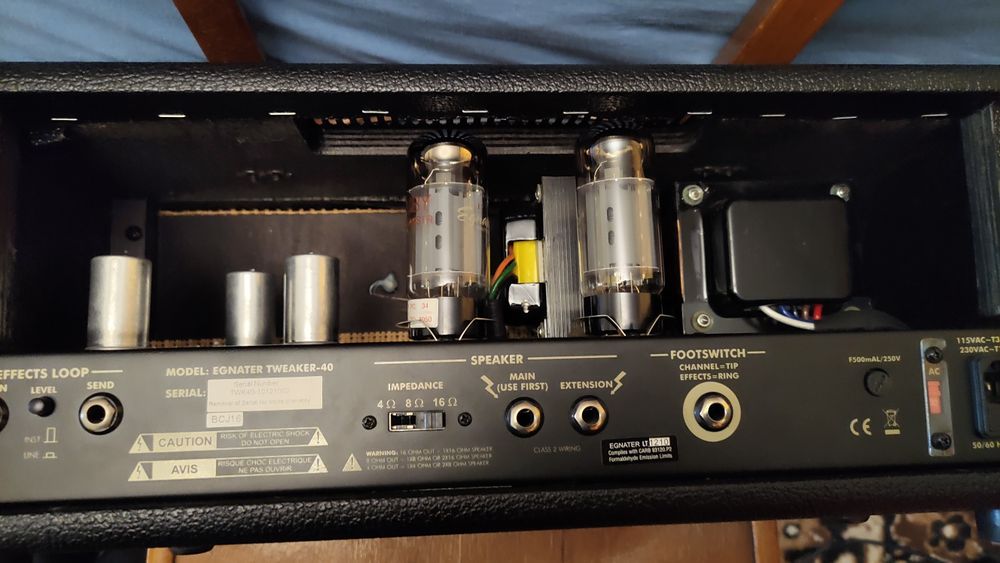 Ламповий підсилювач Egnater Tweaker 40H. Голова. Вихідні лампи 6L6GC. При потребі є Кабінет 2*12 з Celestion
