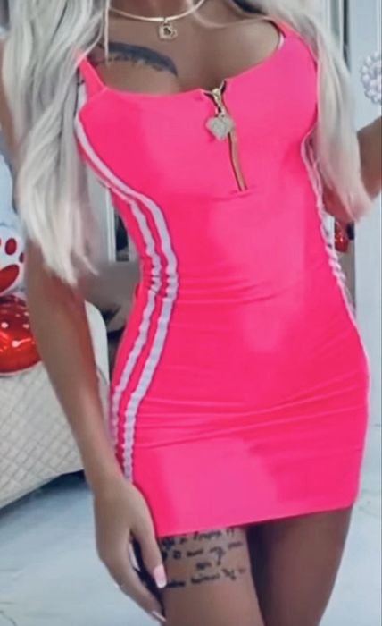 Sukienka z push up