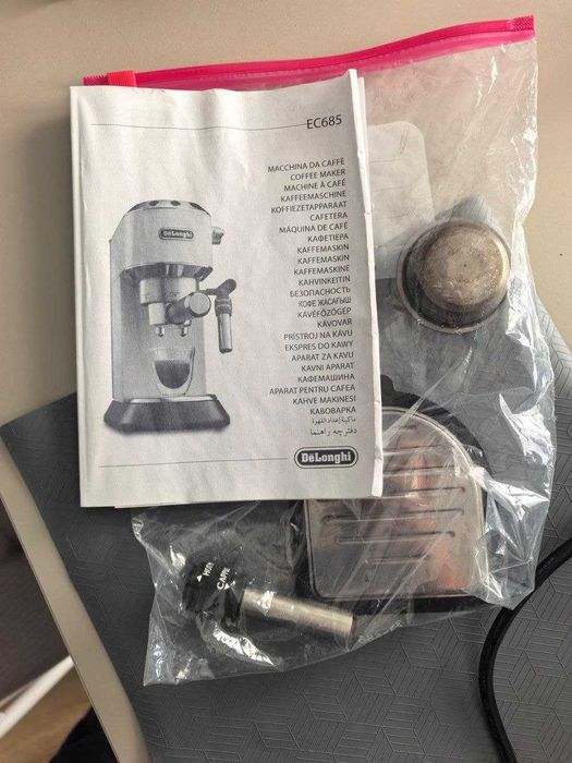 Máquina de café DeLonghi EC675 (coffee machine)