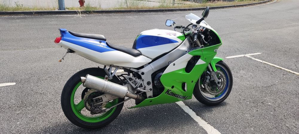 Kawasaki ZXR 750