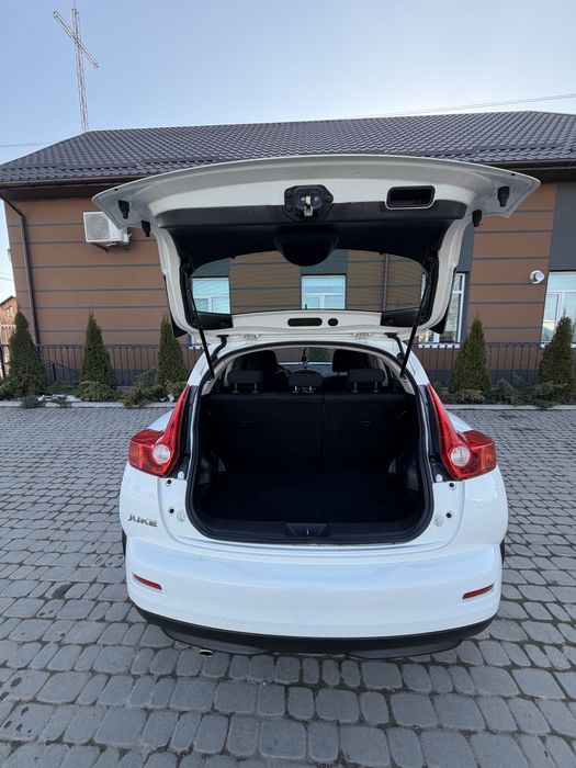 Nissan Juke, 1,6 газ/бенз, АКПП