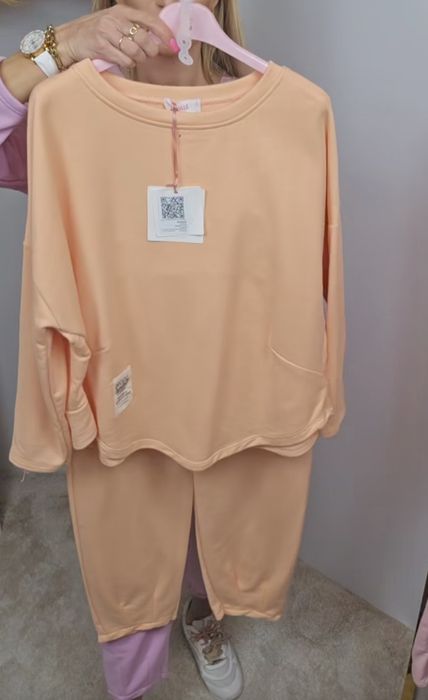 Azara komplet dresowy nowy