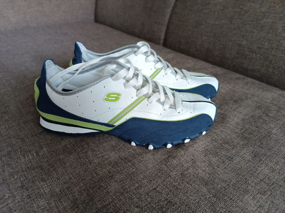 Кросівки шкіряні