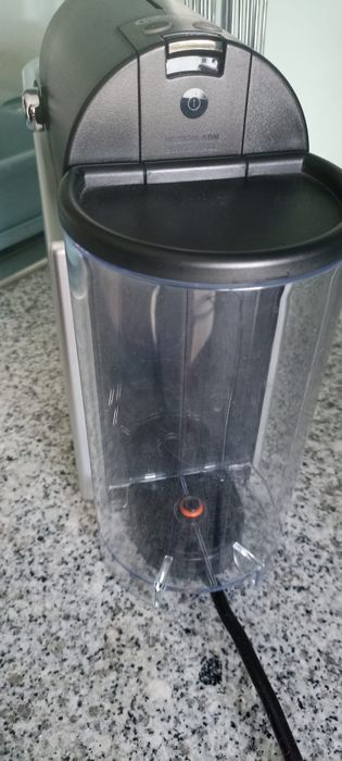 Máquina de café Nespresso Pixie