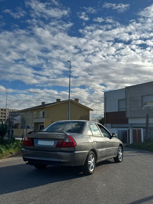 Mitsubishi lancer glx 1.3 i