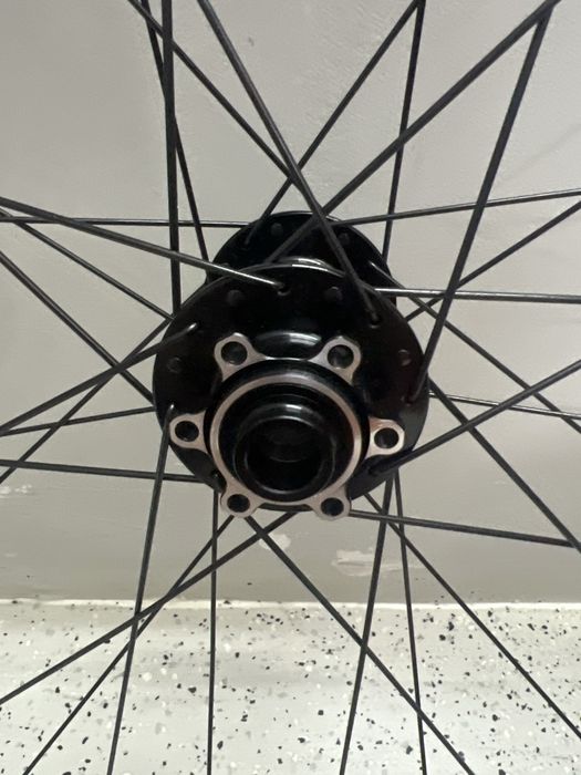 Komplet kół 29” BOOST MTB/XC/ENDURO DT Swiss Novatec Sapim
