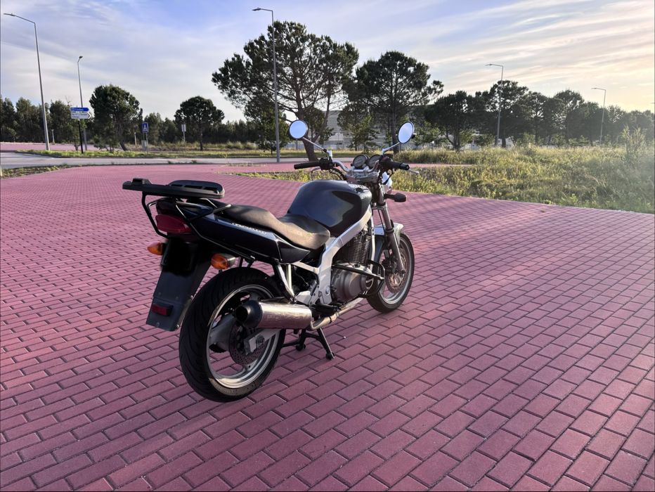 Suzuki Gs500 2002