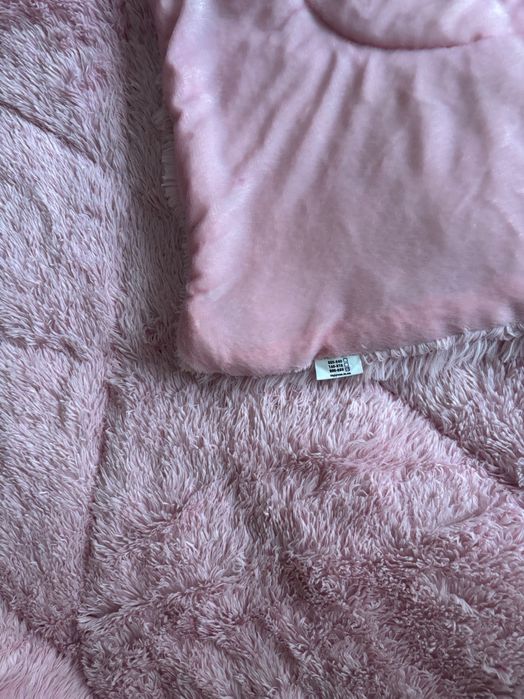 Пухнаста ковдра травичка рожева