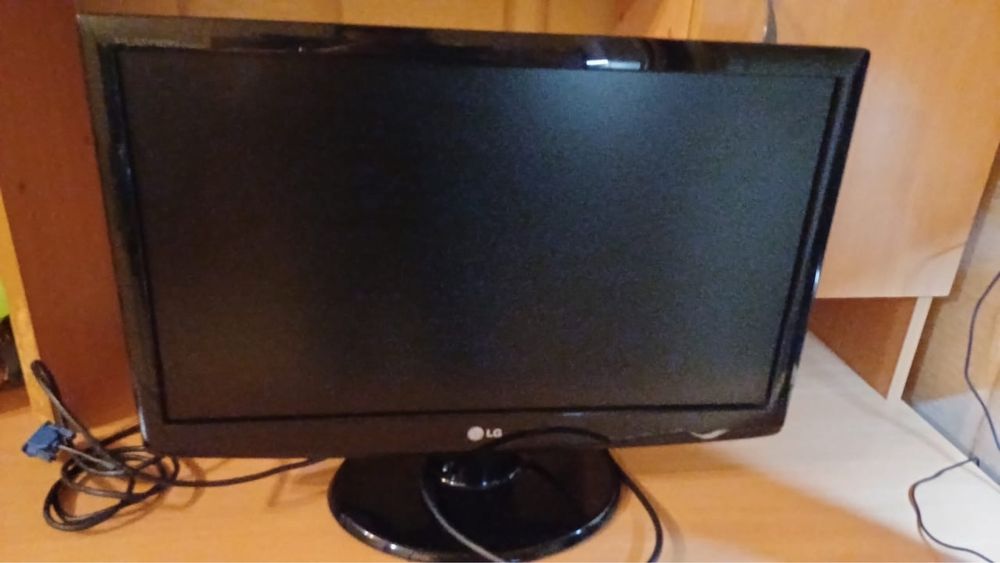 Монитор для компьютера LG W2343S