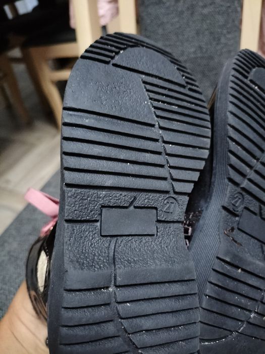 Buty dla dziewczynki