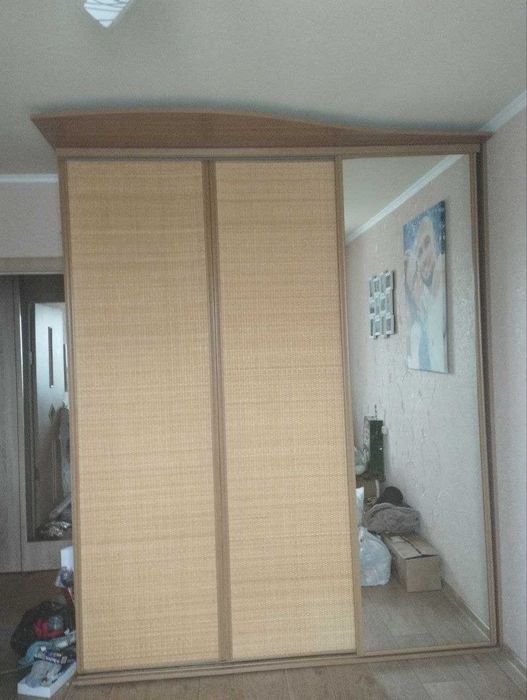 Шафа-купе (гардеробну)