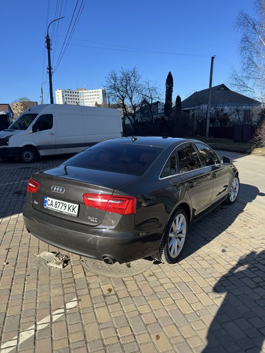Audi Quattro 2012 рік