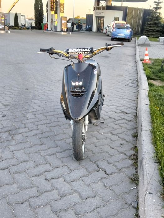 Ямаха джог артістік