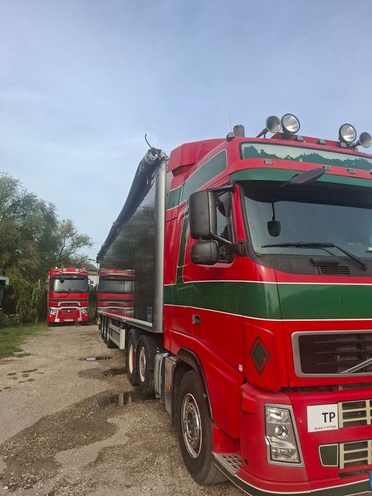 Conjunto Volvo com piso móvel