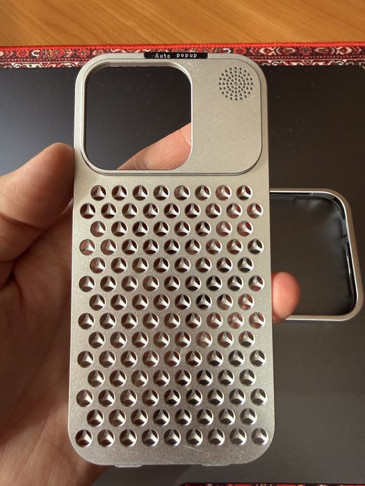 Чохли 15 PRO + скло