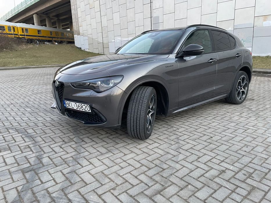 Alfa Romeo Stelvio Alfa Romeo Stelvio  Veloce 2.0 T Q4 21r Lampy full led Harman Kardon