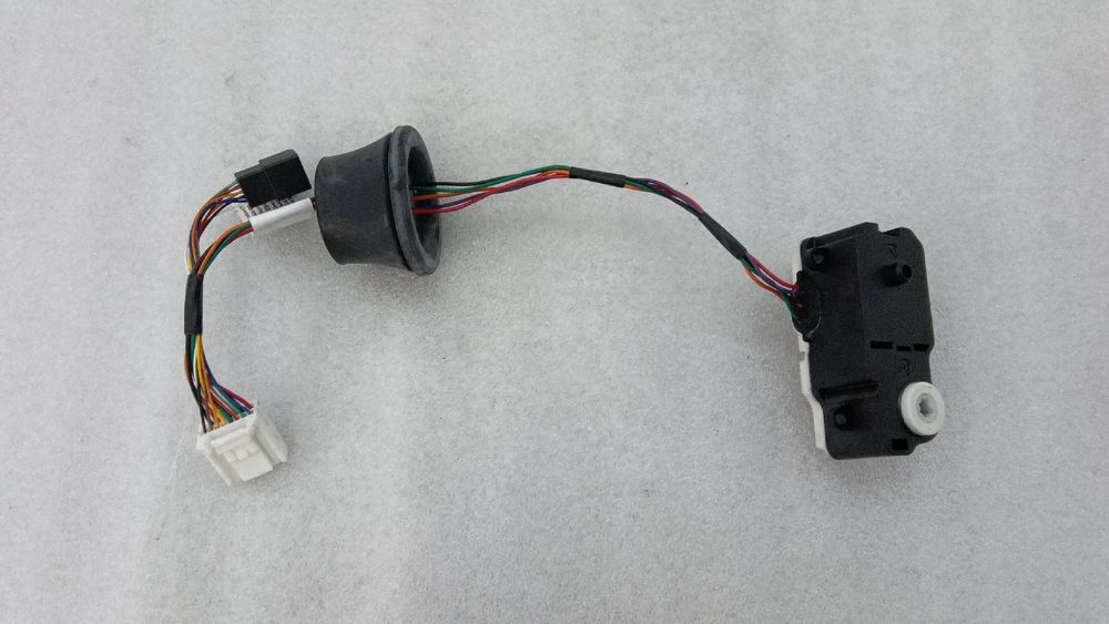 Motor Fecho Combustivel TESLA Model Y (5YJY)