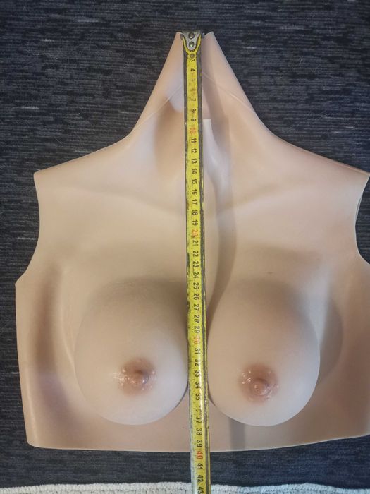 Силіконові накладні груди 2 розмір