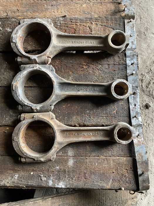 Шатун ГАЗ-53,66, ПАЗ с болтом и гайкой