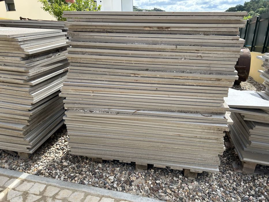 Ceramic Flooring488156885481564164