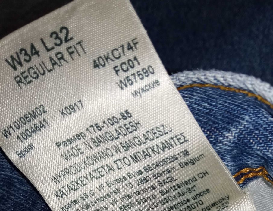 Чоловічі джинси Wrangler W34 L32