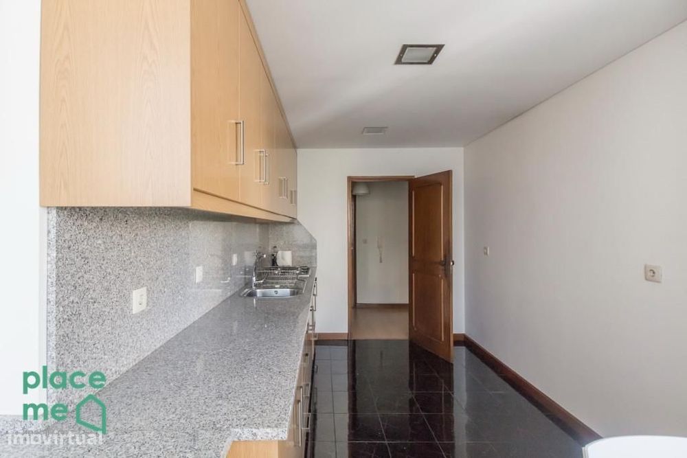 Quarto c/ despesas incluídas - Só raparigas