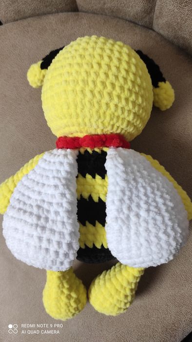 Бджілка Жужа. Чекає літа