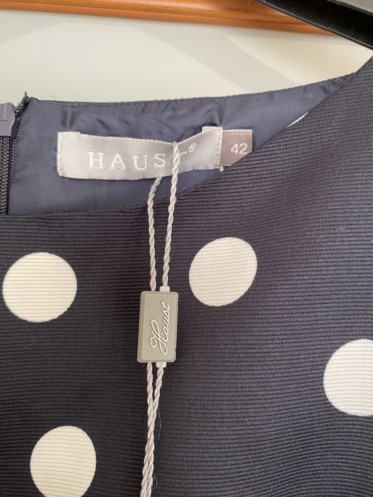 Sukienka w kropki w stylu pin up