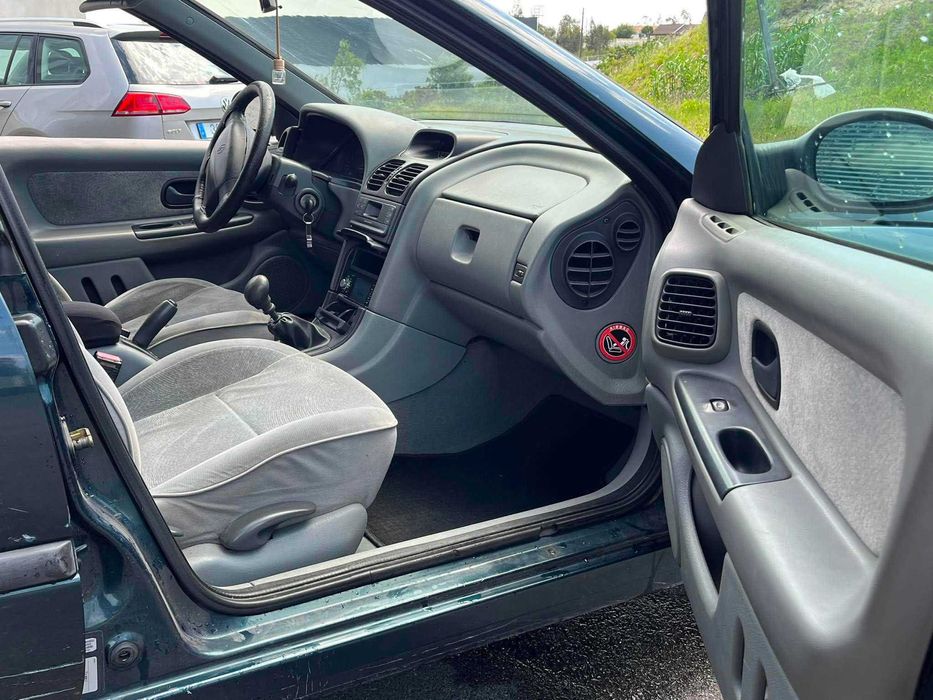 Renault Laguna Versão Desportiva