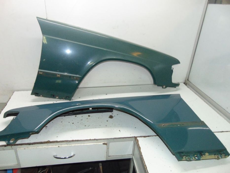 Mercedes w201/190 guarda lamas da frente