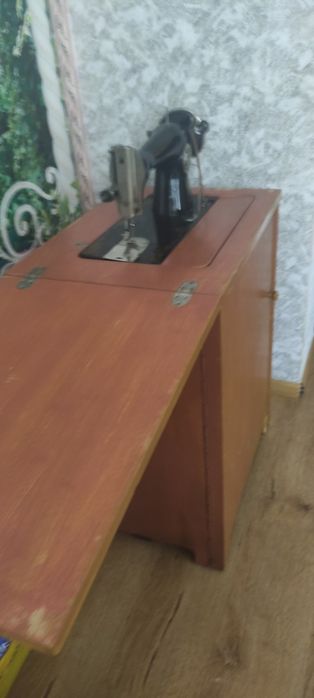 Швейна машинка терміново