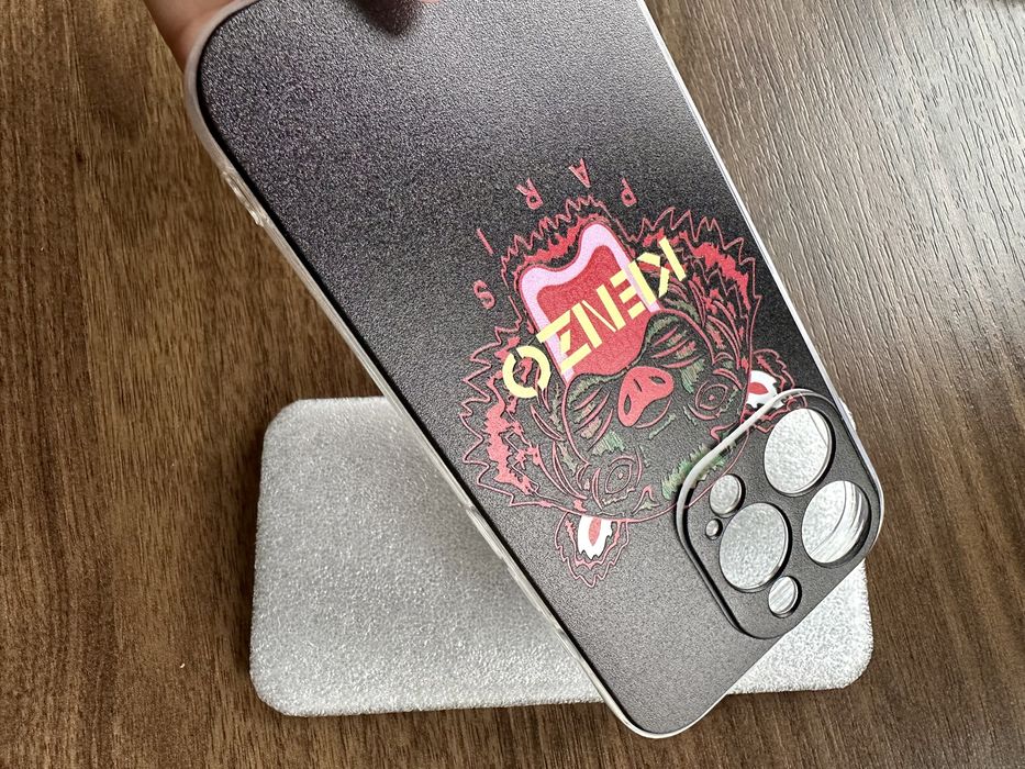 Iphone 15 Pro etui kenzo