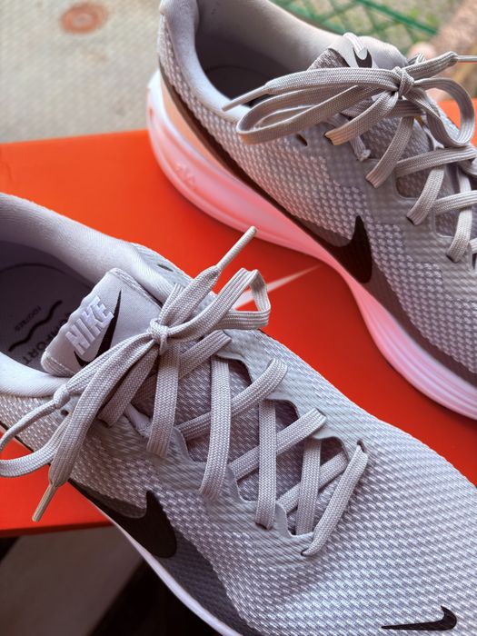 Оригінальні кросівки Nike Revolution 8 HJ9198-004