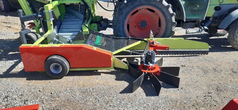 Kombajn do zbioru jabłek