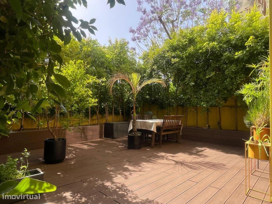 Apartamento Exclusivo com Jardim junto ao Campo dos Mártires da Pátria