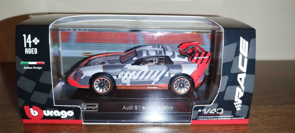 Bburago Race AUDI S1 E-TRON QUATTRO GREY, skala 1:43 Burago.