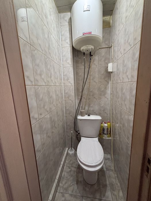 Продам 1ккв по вул. Незалежності 2/9поверх!