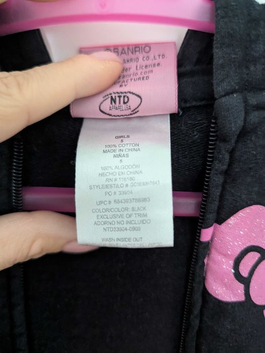 Czarna bluza z kapturem dla dziewczynki  hello kitty -  104-110