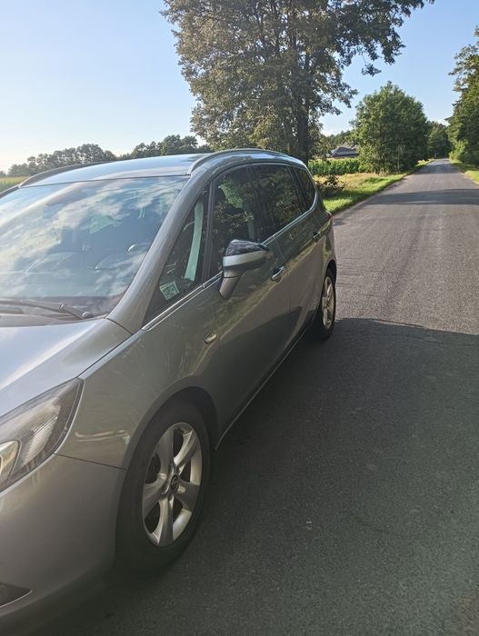 Sprzedam Opel Zafira C
