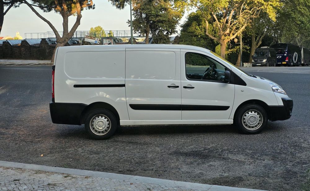 Citroën jumpy 2,0 hdi 120cv versão longa ar condicionado ano 2016