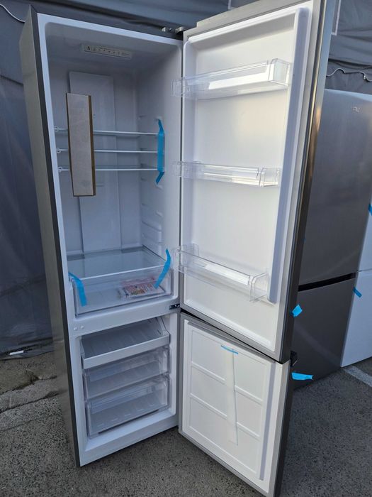 JANKI, ul. WSPÓLNA 6 Lodówka 201cm no frost