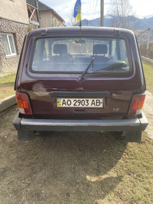 Продам ниву 21213