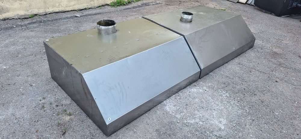 Вытяжной зонт б/у нержавейка , (остался один) )